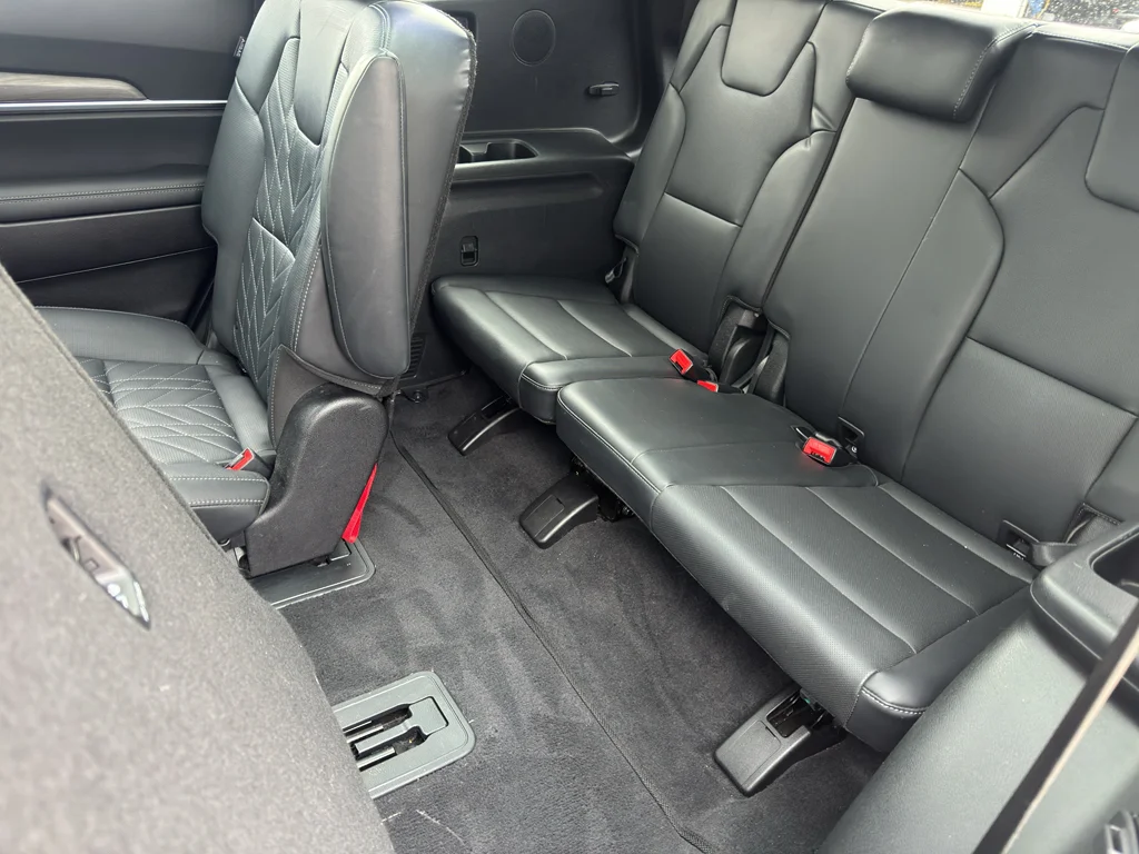 Used 2023 Wolf Gray Kia SX Prestige X-Line image 13