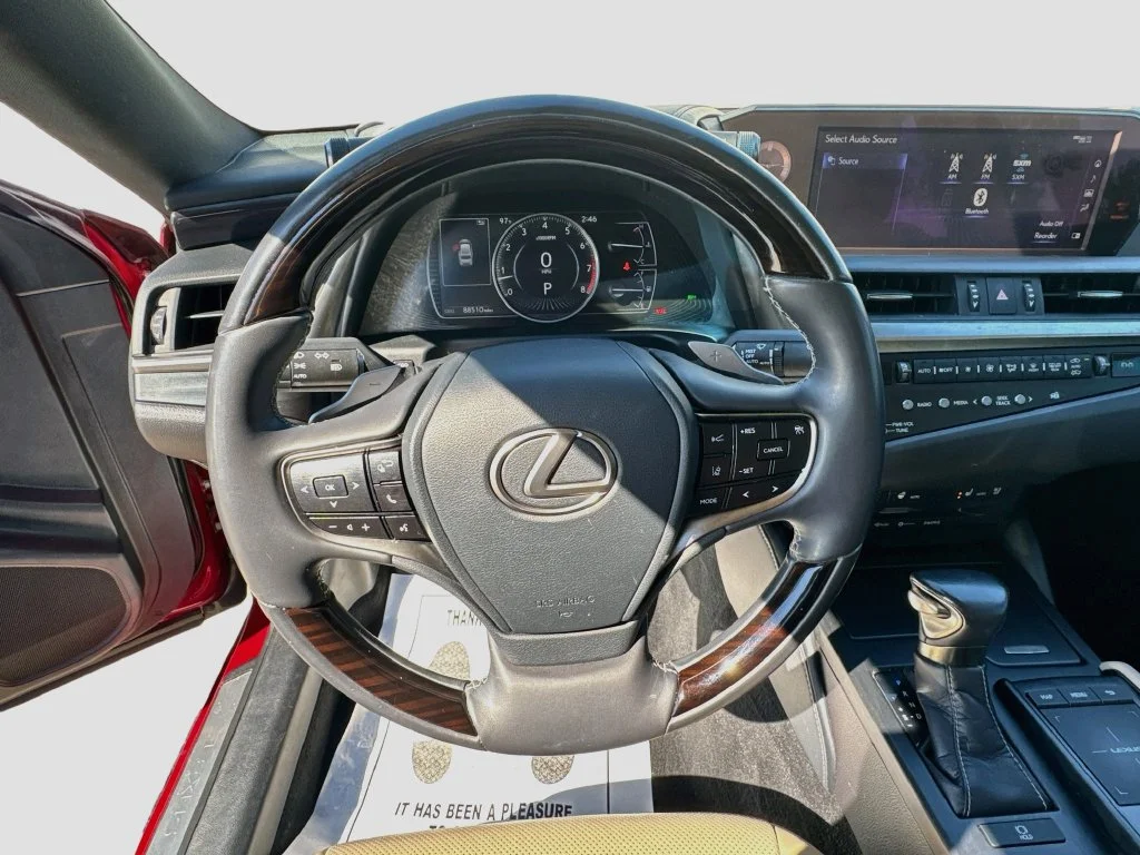 Used 2020 Red Lexus 350 image 11