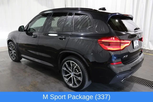 Used 2021 Black BMW xDrive30i image 5