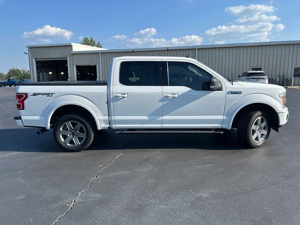 Used 2019 Oxford White Ford XLT image 9