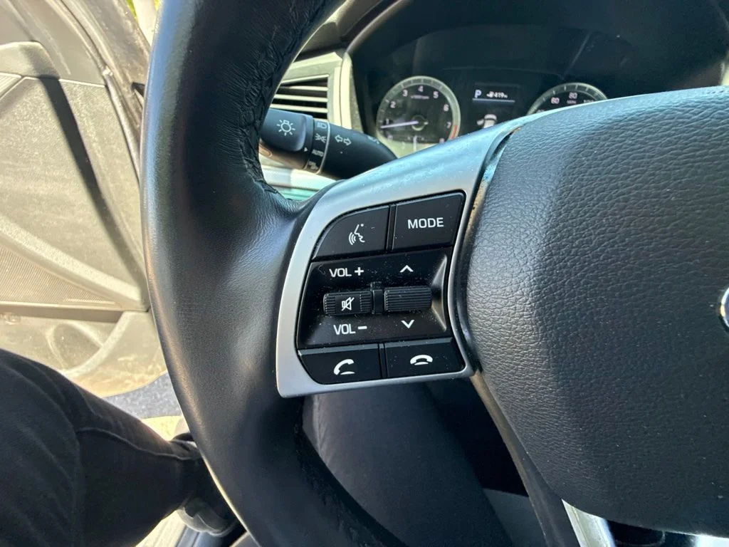 Used 2019 Gray Hyundai SEL image 16