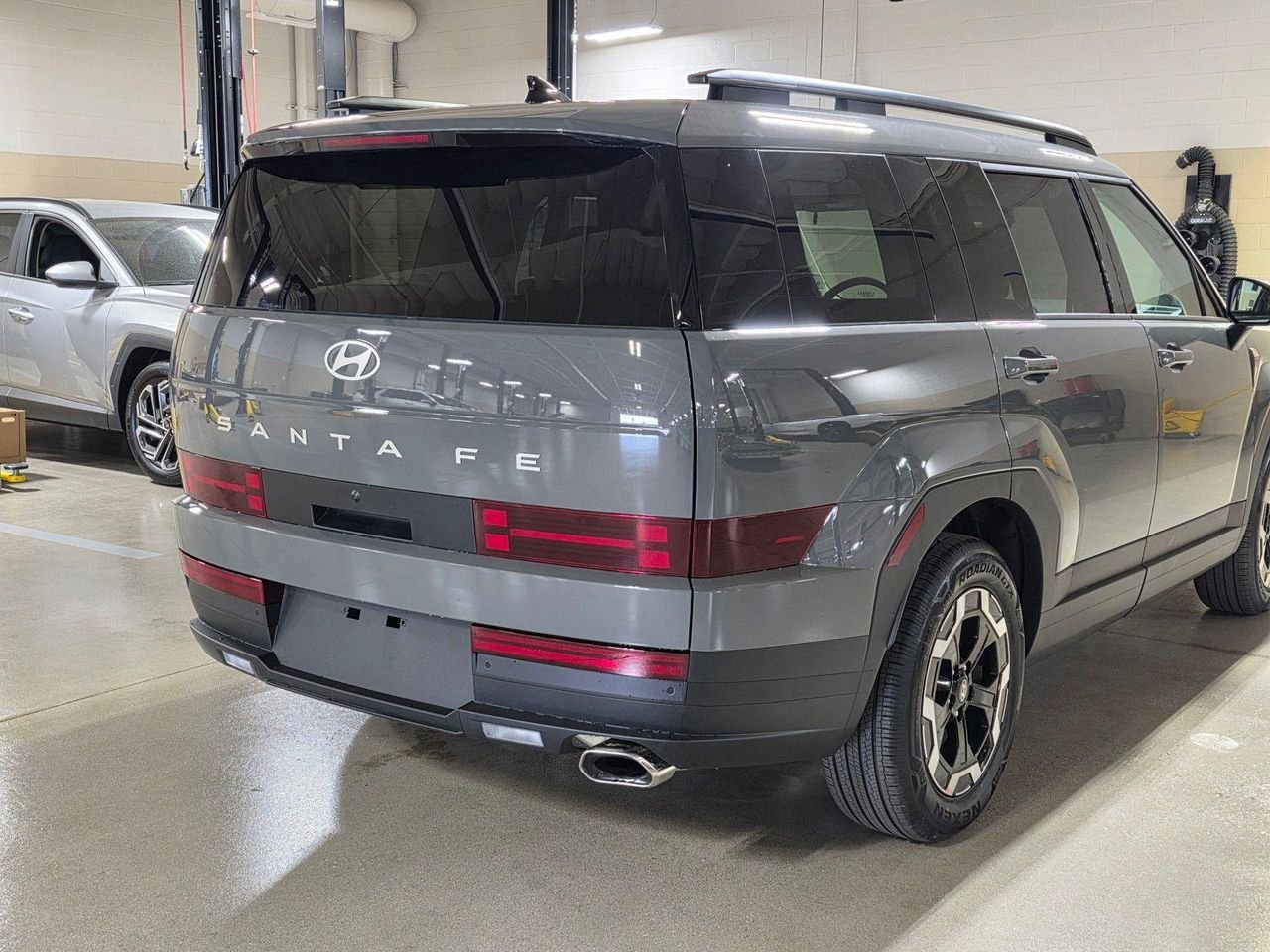 New 2026 Hampton Gray Hyundai SEL FWD image 11