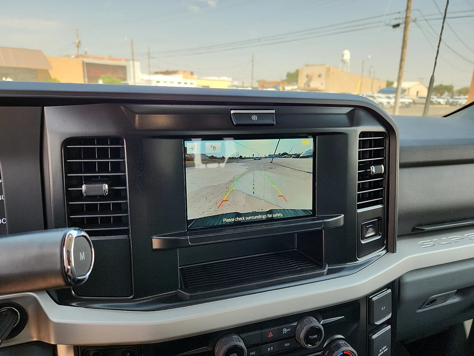 New 2026 Carbonized Gray Metallic Ford XLT image 23