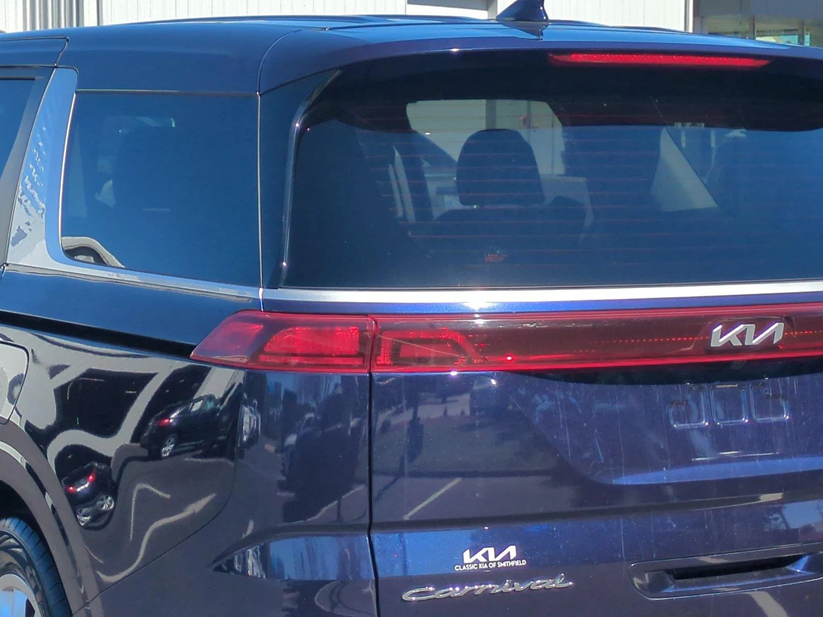 Used 2022 Deep Chroma Blue Kia LXS image 11