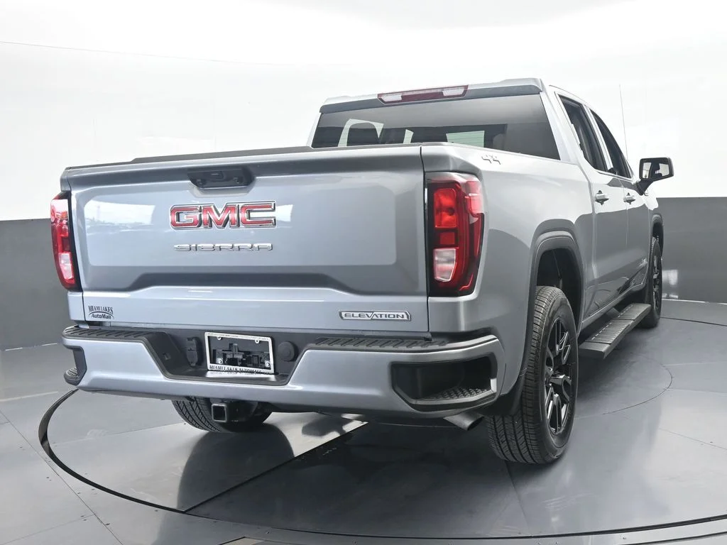 Used 2025 Sterling Metallic GMC Elevation image 5