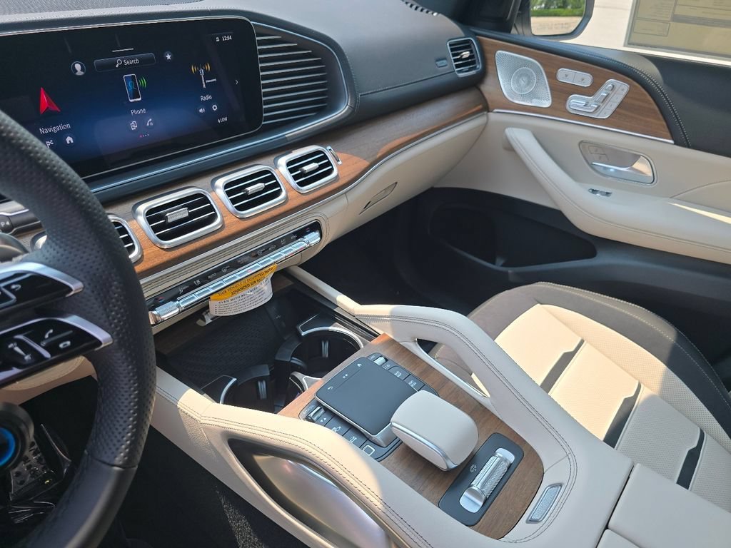 New 2026 Polar White Mercedes-Benz GLE 53 AMG® image 72