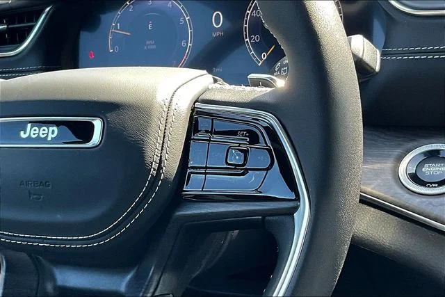 2025 Jeep Grand Cherokee L Overland - Photo 19