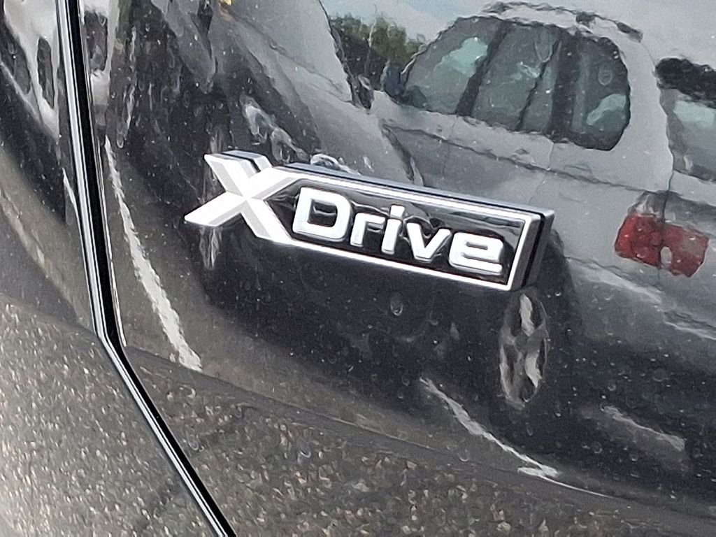New 2026 Black Sapphire Metallic BMW 30 xDrive image 12