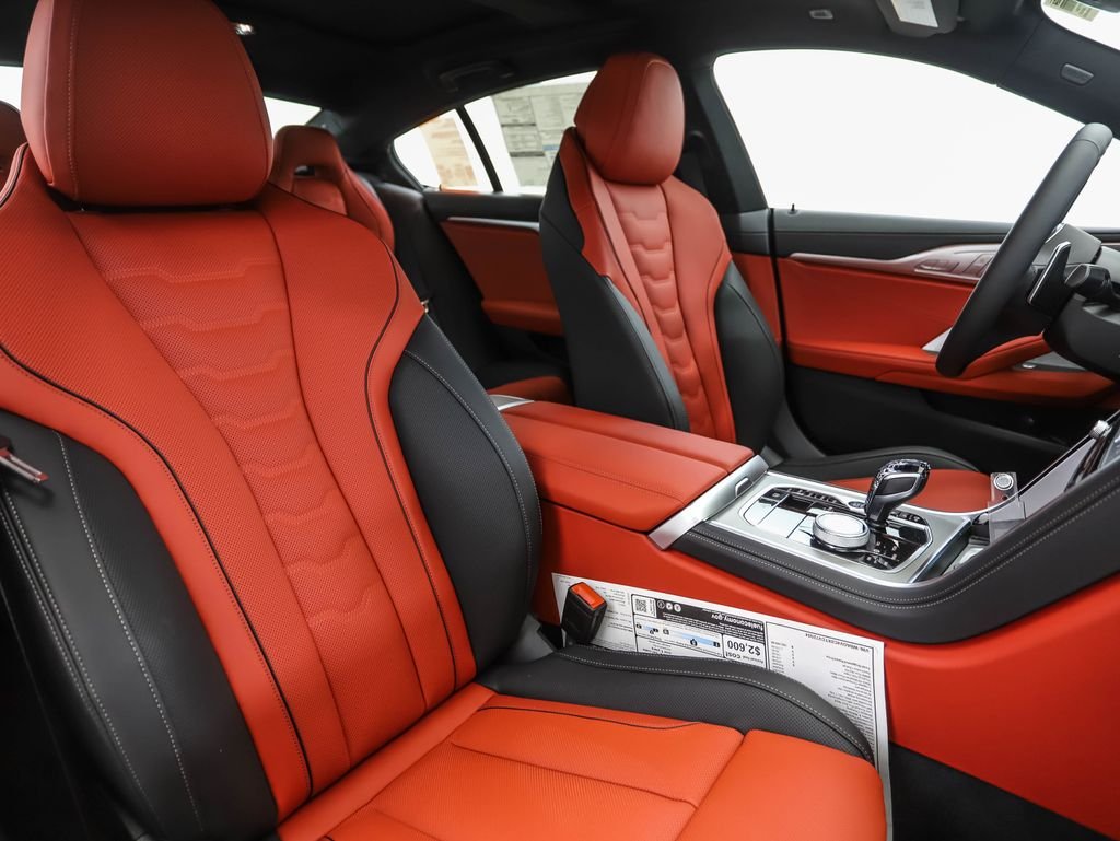 2026 BMW 8 Series 840i - Photo 32