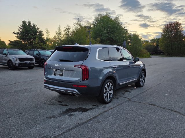 Used 2022 Silver Kia S image 8