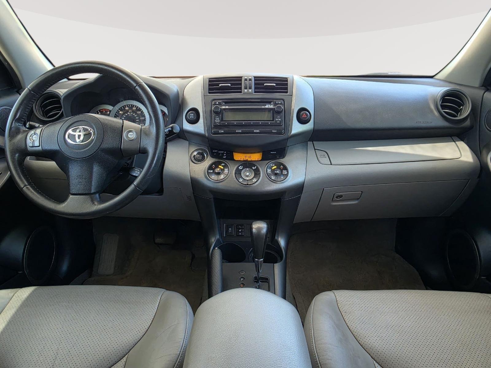 Used 2012 Classic Silver Metallic Toyota Limited image 15