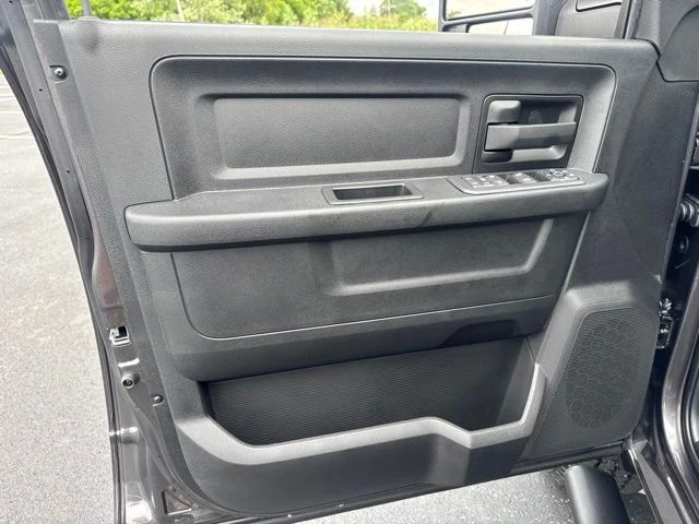 New 2026 Granite Crystal Metallic Clearcoat RAM Tradesman image 13
