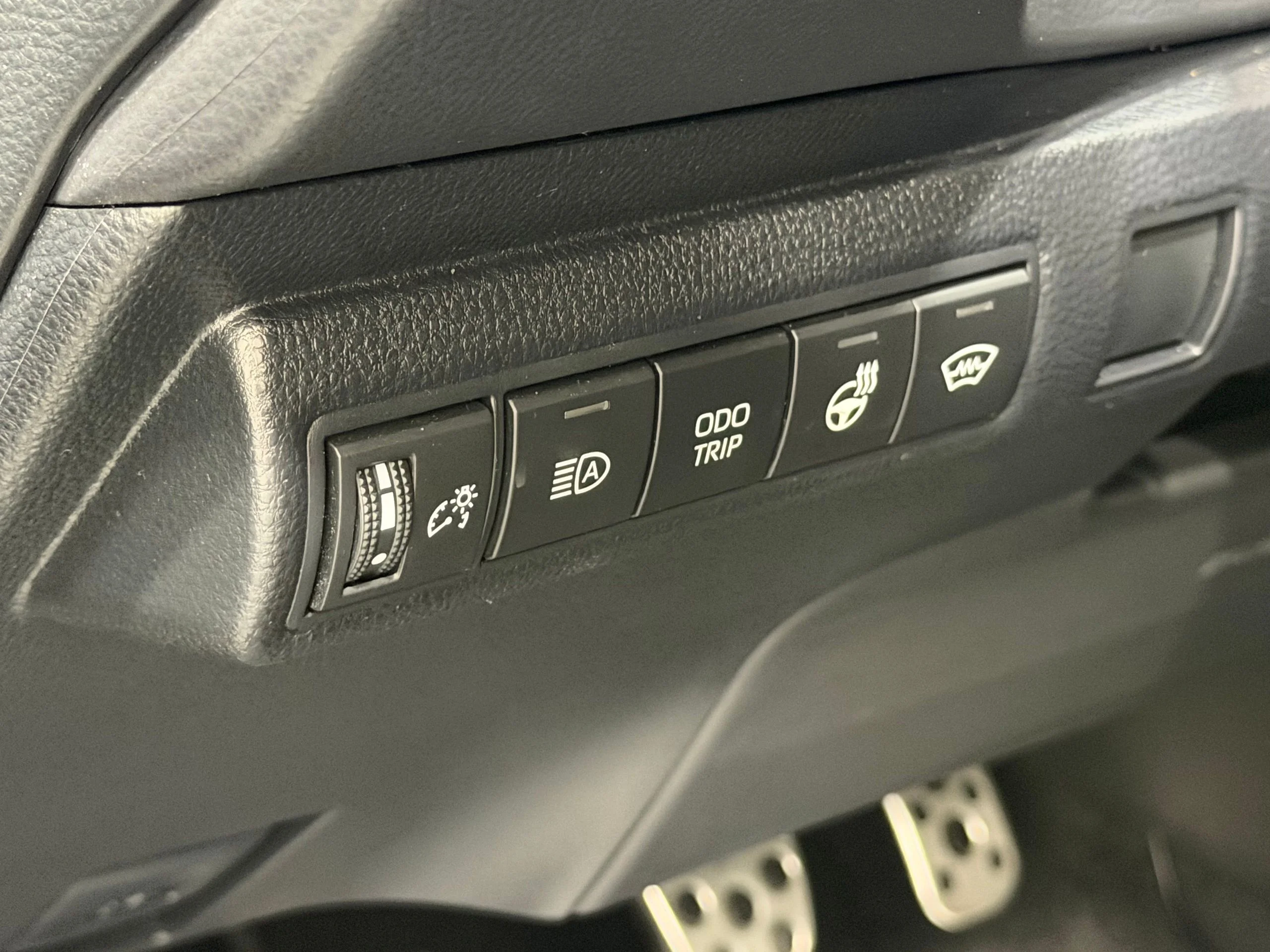 Used 2025 Gray Toyota Premium Plus image 38