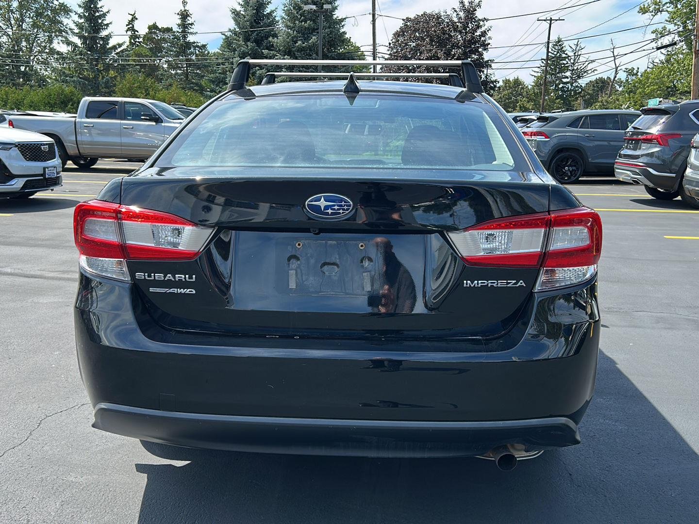 Used 2021 Crystal Black Silica Subaru Premium image 6