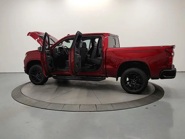 Used 2025 Red Chevrolet LT Trail Boss image 12