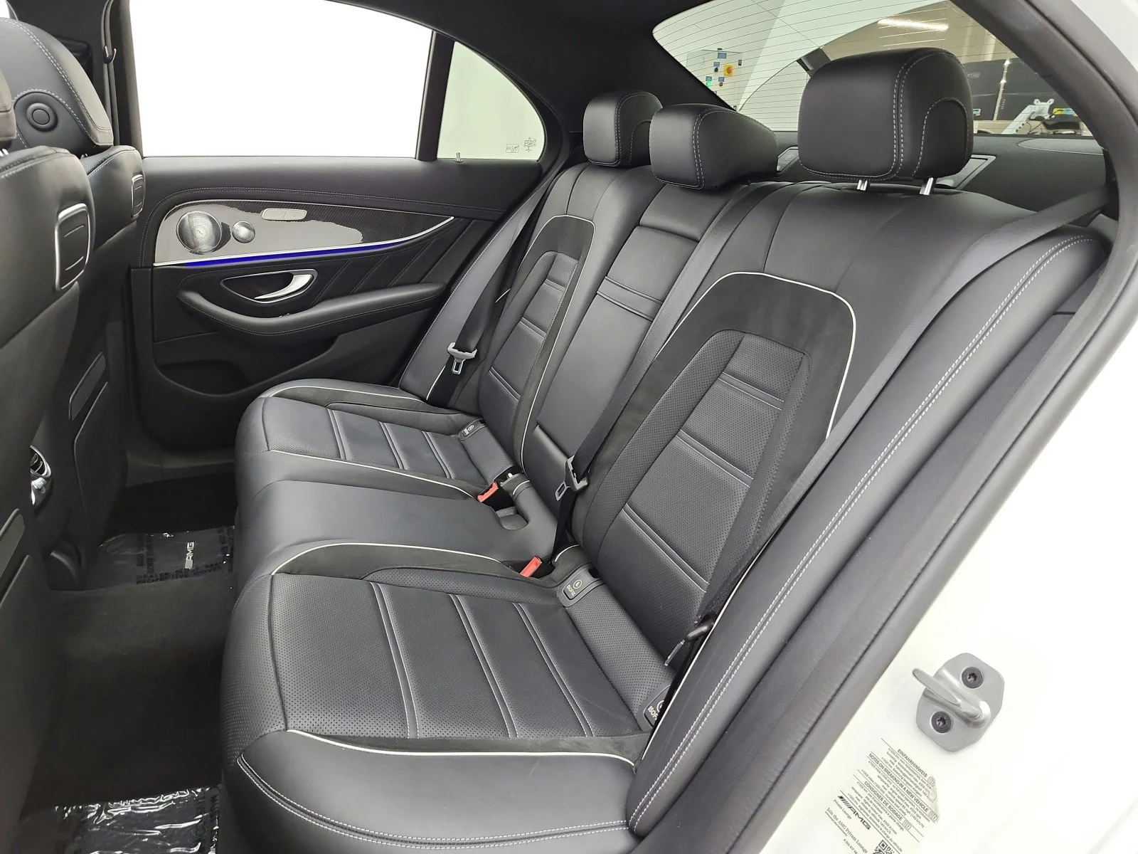 Used 2019 designo Diamond White Metallic Mercedes-Benz AMG® E 63 S 4MATIC+ Sedan image 15