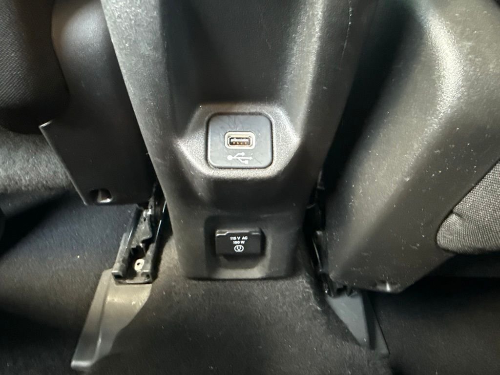 2022 Jeep Renegade Latitude - Photo 31