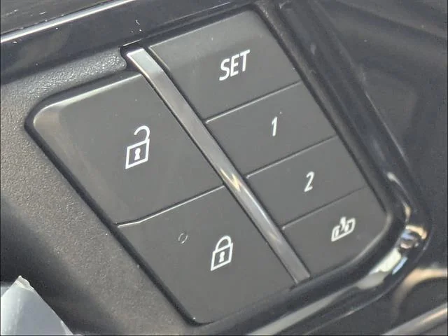 2026 GMC Yukon XL Denali - Photo 28