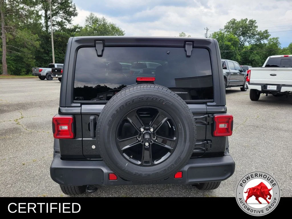 Used 2020 Black Jeep Unlimited Sport Altitude image 4