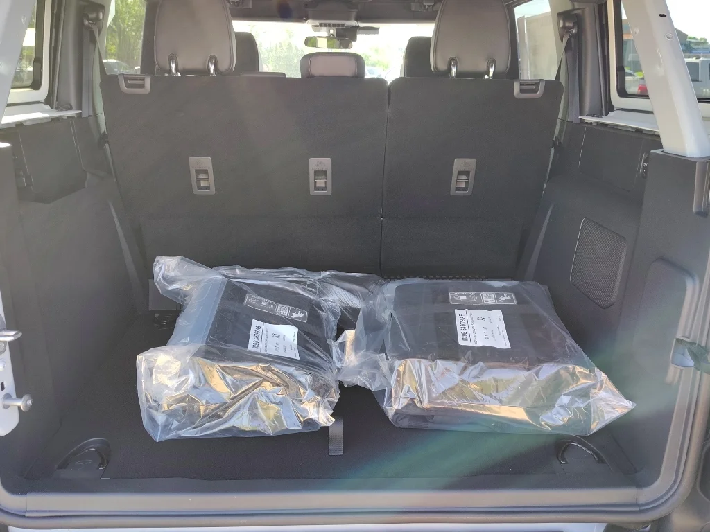 New 2026 Avalanche Gray Ford Badlands® image 23