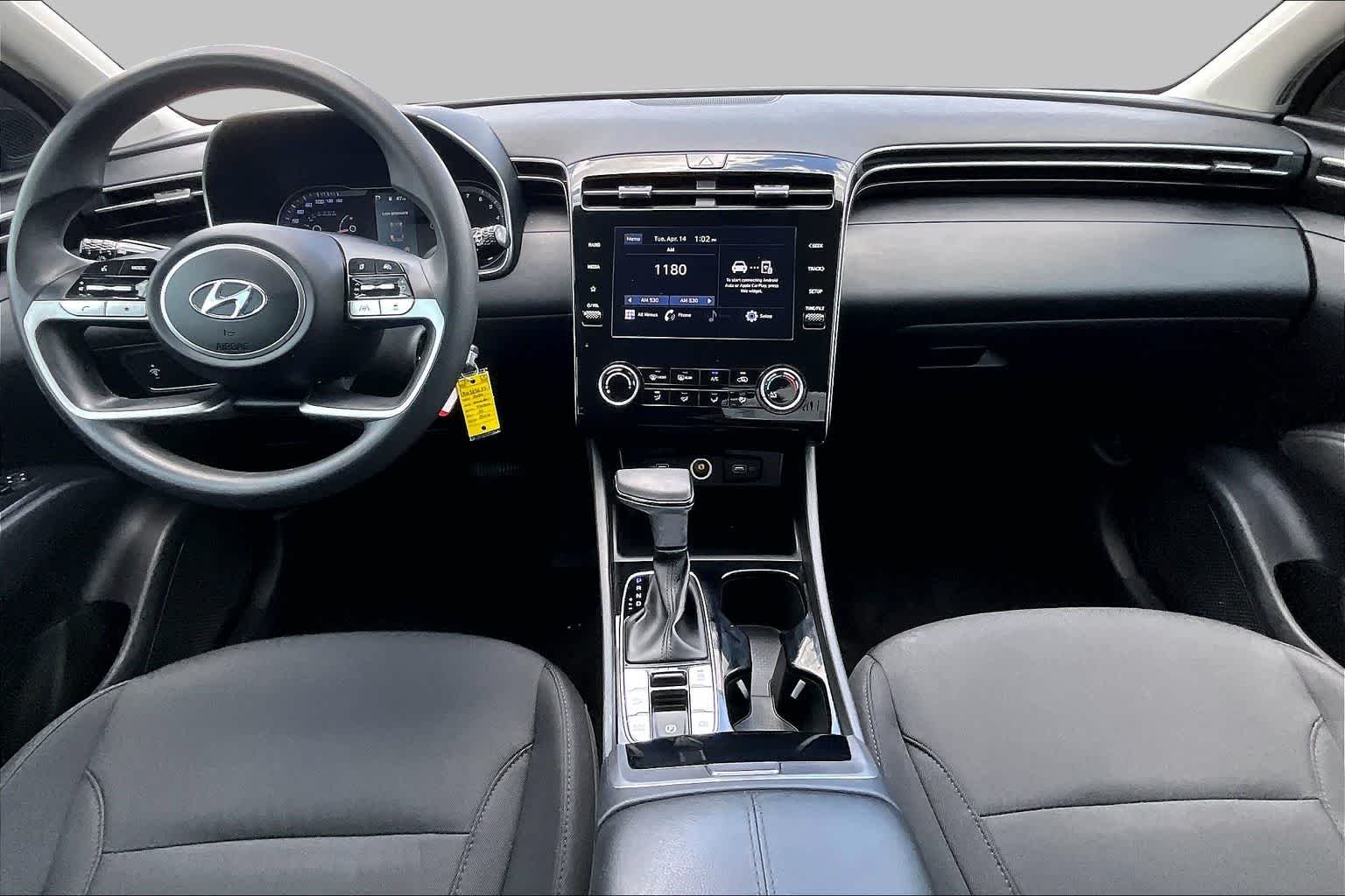 Used 2024 Black Pearl Hyundai SE image 12
