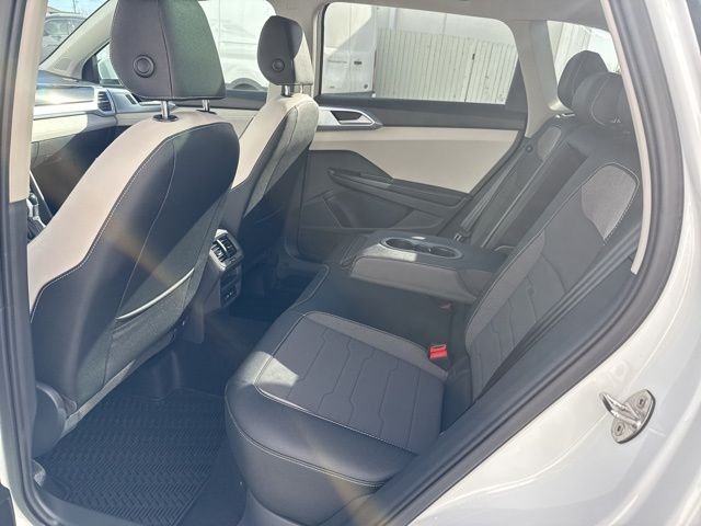 New 2026 Pure White Volkswagen 1.5T SE image 13