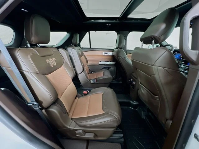 Used 2022 White Ford King Ranch image 43