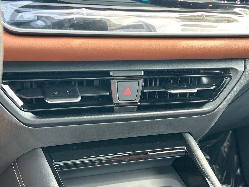 New 2026 Green Volkswagen 2.0T SEL R-Line Turbo image 38