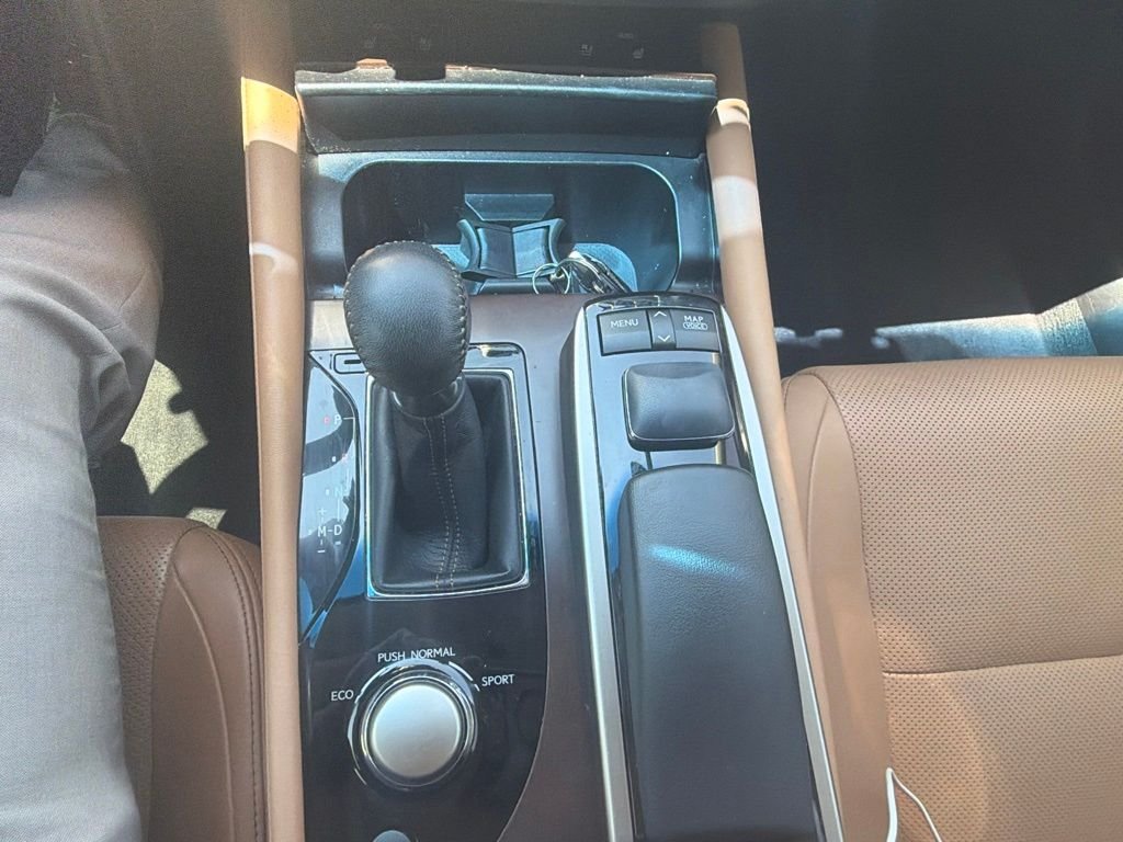 Used 2014 Black Lexus 350 image 12