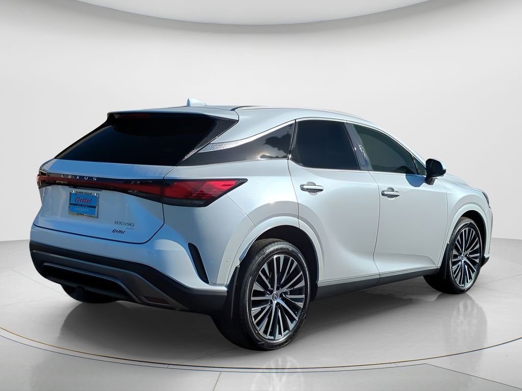 Used 2024 White Lexus 350 Premium Plus image 6