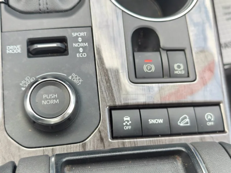 Used 2022 Black Toyota Platinum image 42