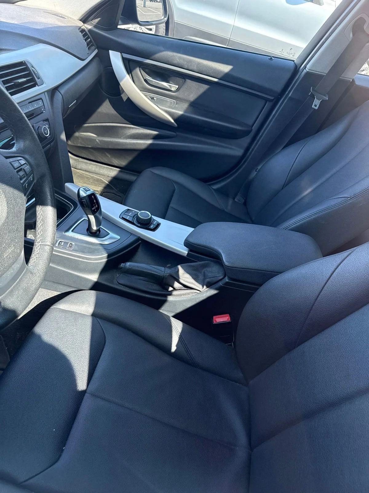 Used 2015 Gray BMW 320i xDrive image 7