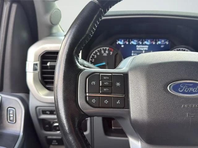 Used 2022 Black Ford XLT image 15