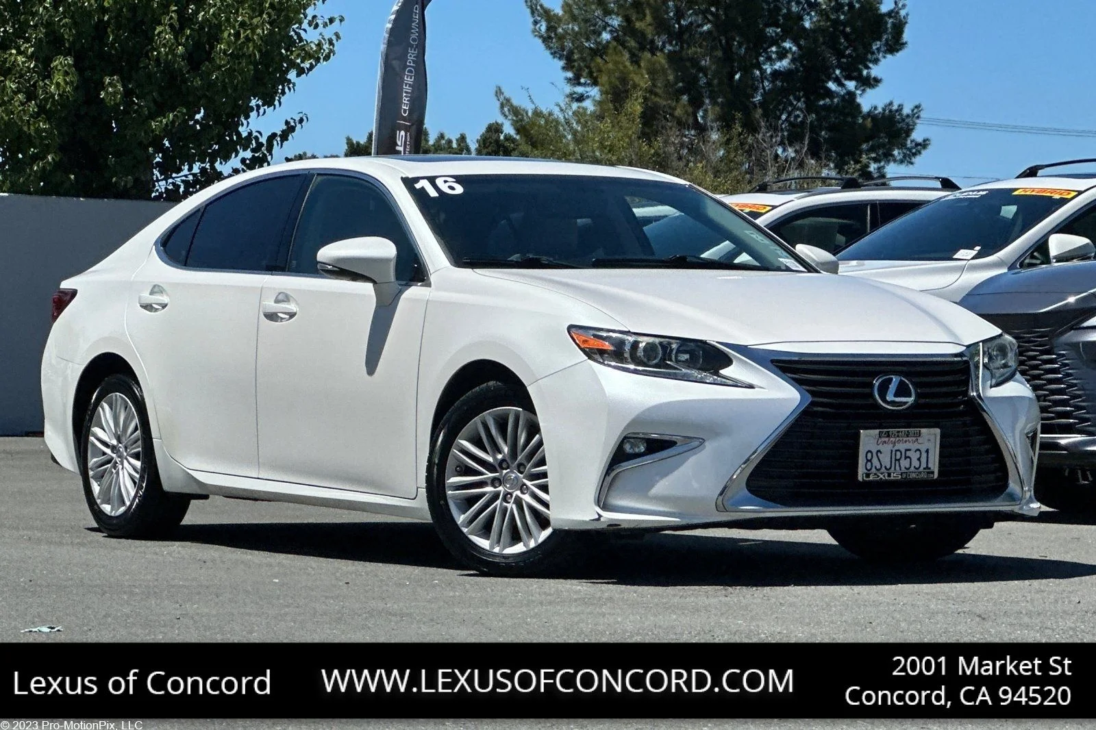 2016 Lexus ES 350 350's photo
