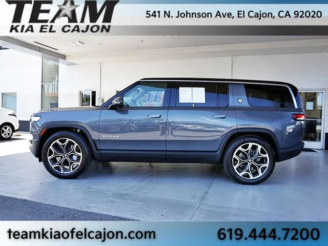 Used 2026  Rivian  image 6
