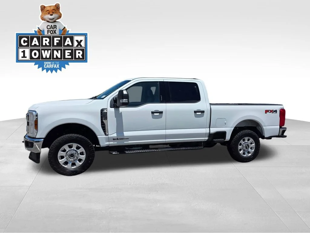 Used 2024 White Ford XLT image 3