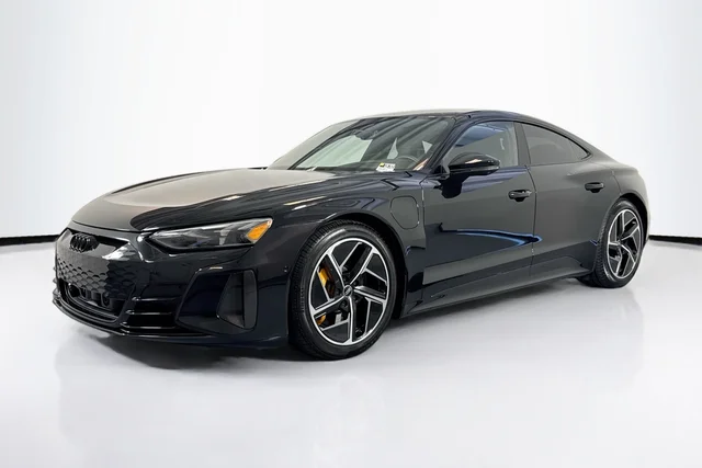 2023 Audi RS e-tron GT 