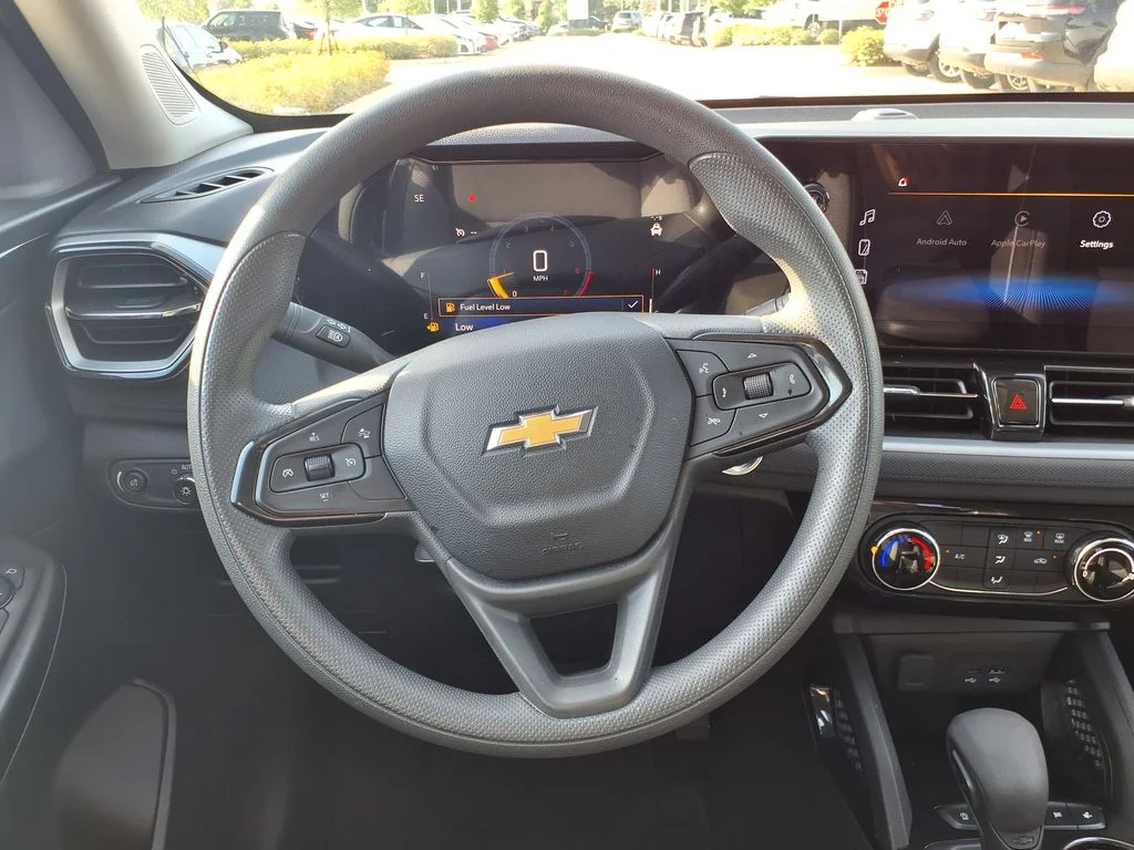 Used 2025 Black Chevrolet LT image 24