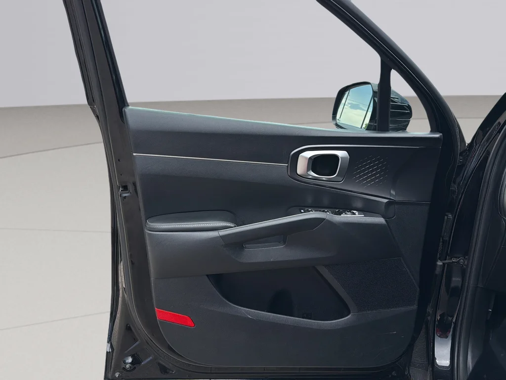 Certified Used 2024 Ebony Black Kia S image 18