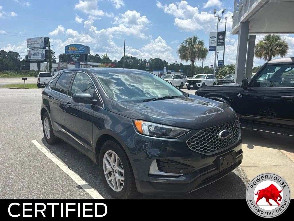 Used 2024 Blue Ford SEL image 1