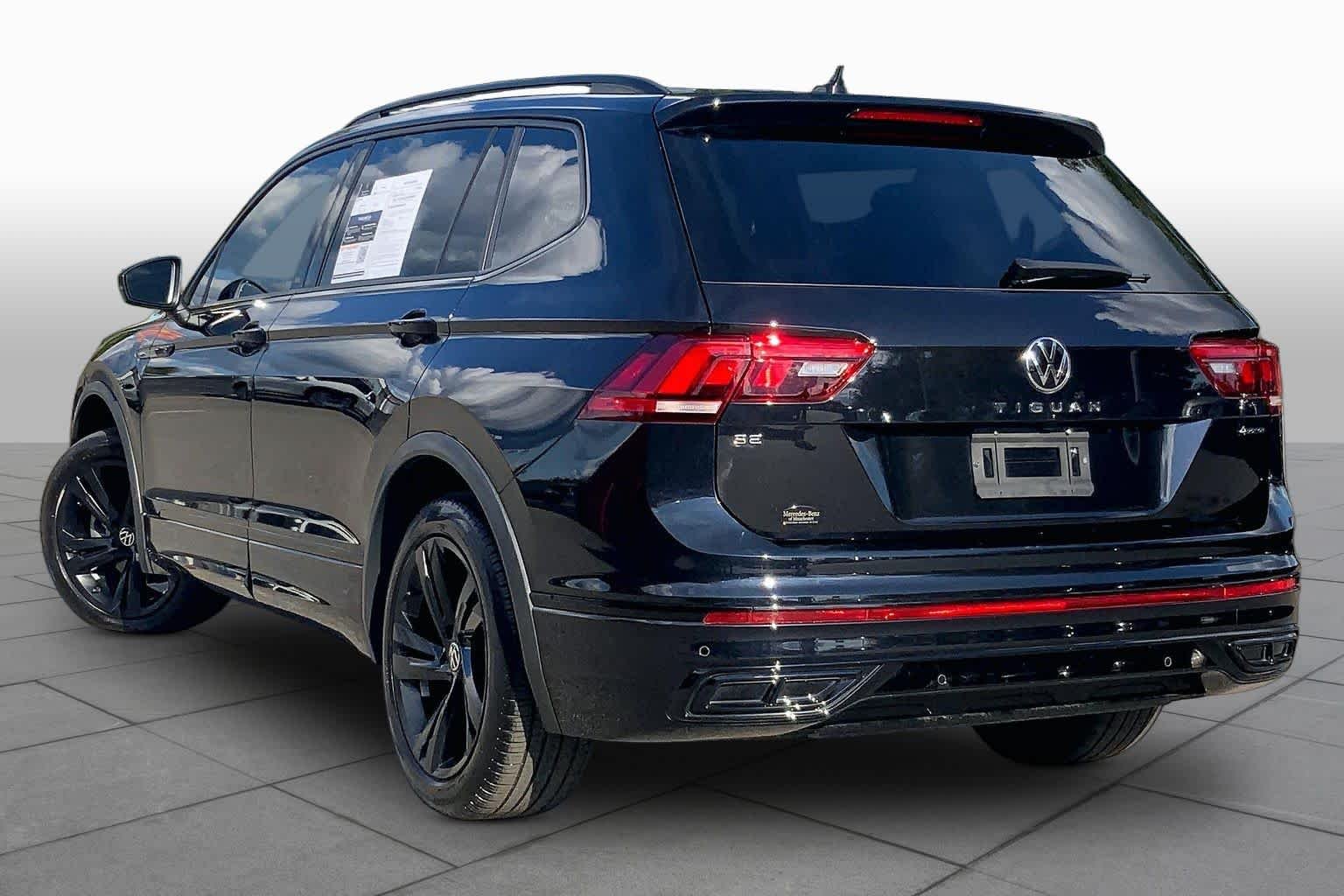 Used 2024 Deep Black Pearl Volkswagen SE R-Line Black image 12
