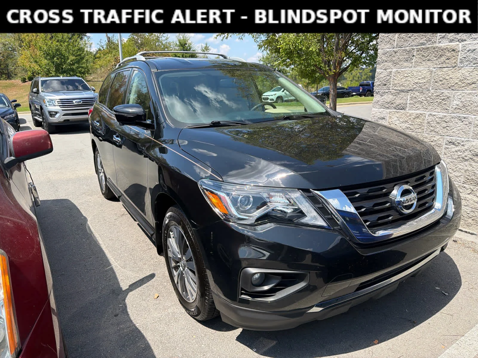 Used 2020 Magnetic Black Pearl Nissan SL image 2