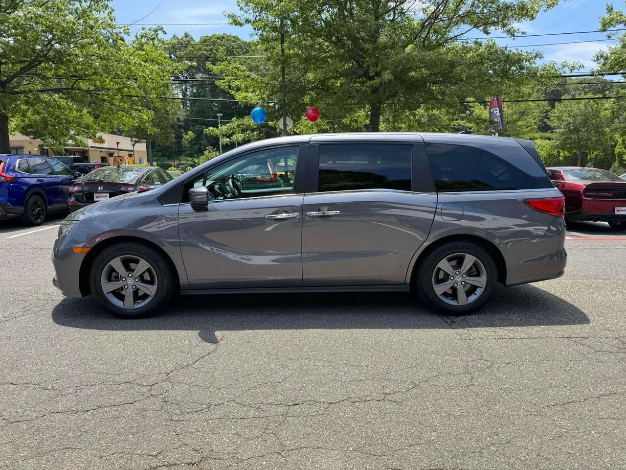 2024 Honda Odyssey EX - Photo 4