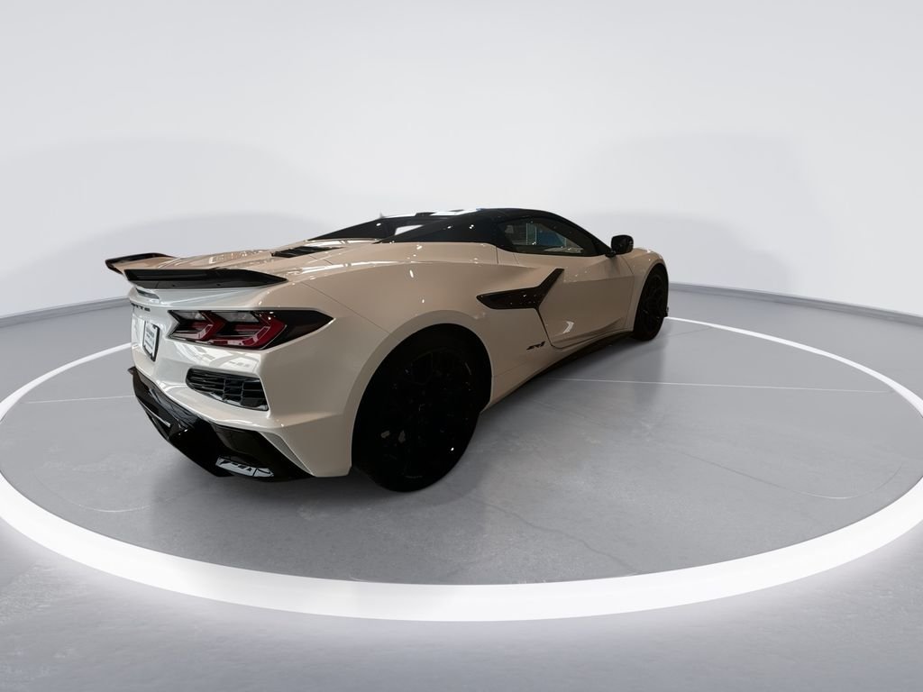 2025 Chevrolet Corvette 3LZ - Photo 8
