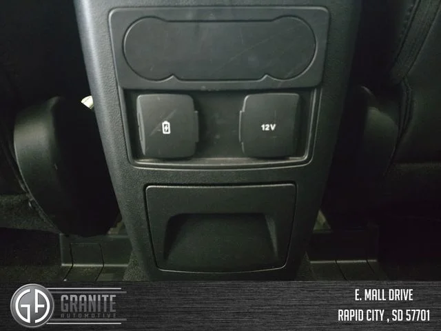 Used 2023 Black Ford XLT image 35