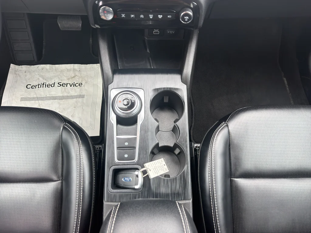 Used 2024 Iconic Silver Metallic Ford Platinum image 19