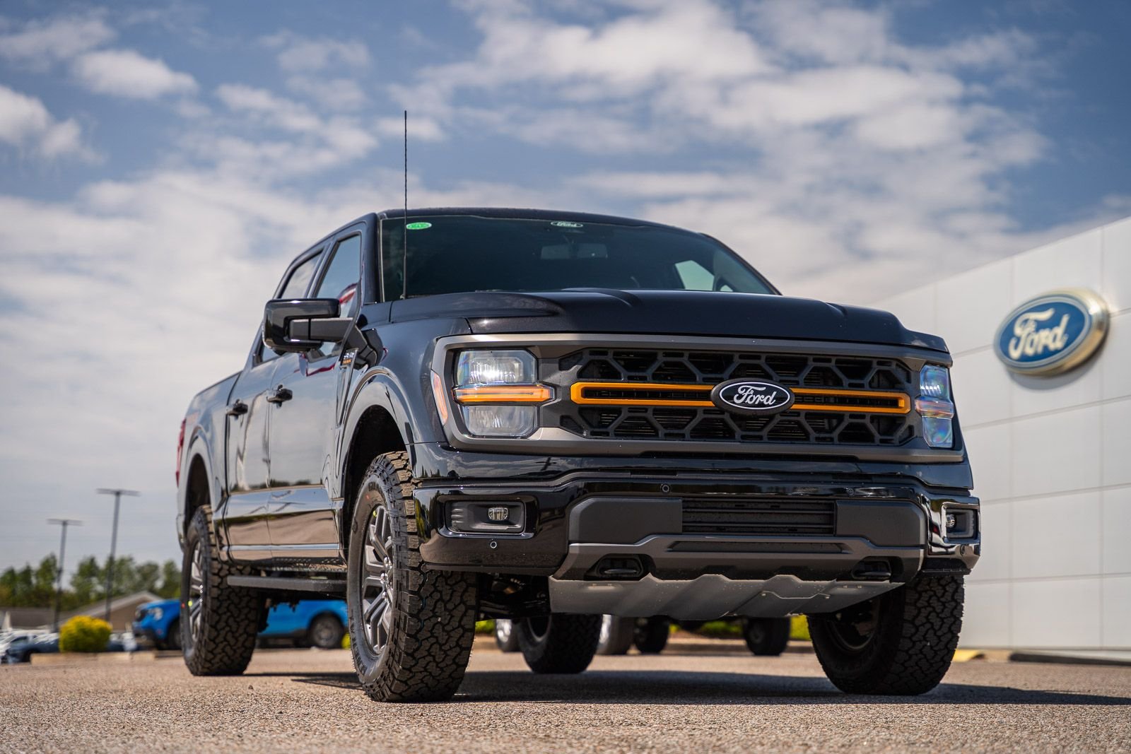New 2026 Agate Black Metallic Ford Tremor® image 5