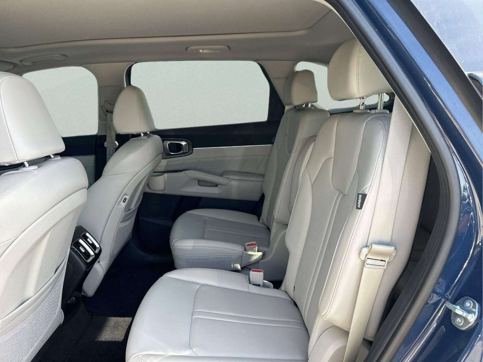 Used 2025 Black Kia X-Line SX image 10