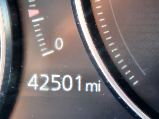 Used 2024 Beige Mazda 2.5 Carbon Turbo image 33