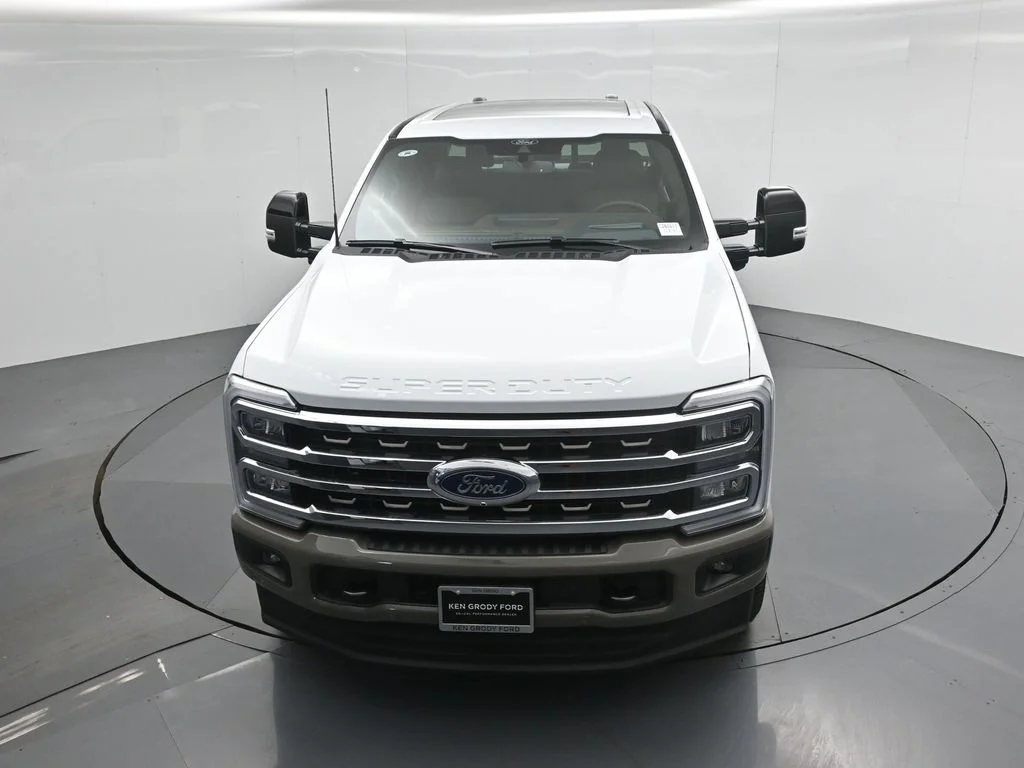New 2026 Oxford White Ford King Ranch image 37